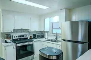 6280 Hamilton Dr, Fort Myers, FL 33905 - Photo 5