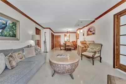 5555 Collins Ave #5B, Miami Beach, FL 33140 - Photo 7