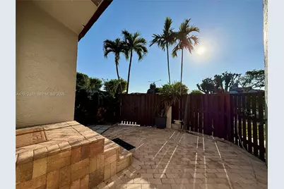 10231 Fontainebleau Blvd #203, Miami, FL 33172 - Photo 23