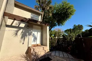 10231 Fontainebleau Blvd, Miami, FL 33172 - Photo 25