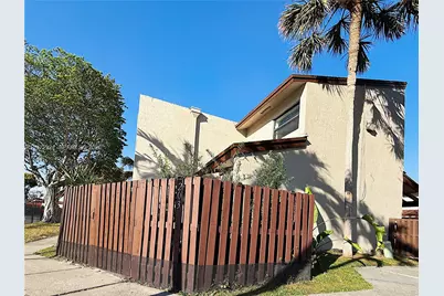 10231 Fontainebleau Blvd #203, Miami, FL 33172 - Photo 7