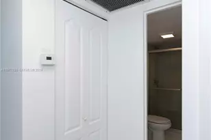 100 Bayview Dr, Sunny Isles Beach, FL 33160 - Photo 11