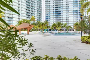 100 Bayview Dr, Sunny Isles Beach, FL 33160 - Photo 33