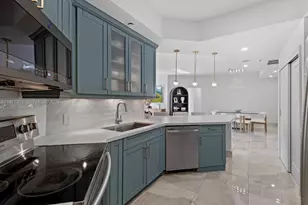 888 W Brickell Key Dr, Miami, FL 33131 - Photo 13