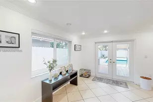 13821 SW 14th St, Miami, FL 33184 - Photo 9