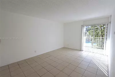 4550 NW 9th St #305E, Miami, FL 33126 - Photo 19