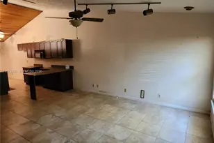 1227 Hyacinth Pl, Wellington, FL 33414 - Photo 3