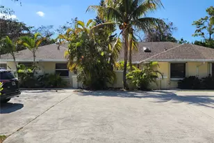 1227 Hyacinth Pl, Wellington, FL 33414 - Photo 1