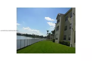 [Address not provided], Oakland Park, FL 33309 - Photo 9