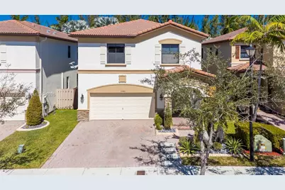 10043 NW 89 Terra, Doral, FL 33178 - Photo 3