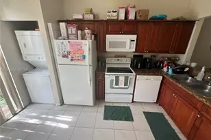 1596 SW 2nd St, Homestead, FL 33030 - Photo 11