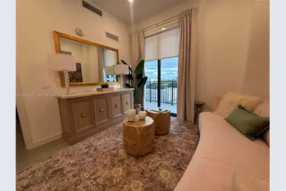 2001 Van Buren St #545, Hollywood, FL 33020 - Photo 9