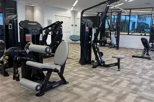 2001 Van Buren St, Hollywood, FL 33020 - Photo 21