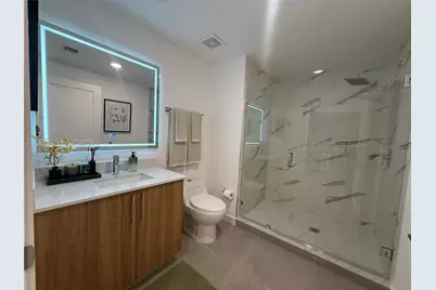 2001 Van Buren St #545, Hollywood, FL 33020 - Photo 13