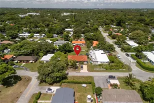 11020 NE 10th Ave, Biscayne Park, FL 33161 - Photo 37