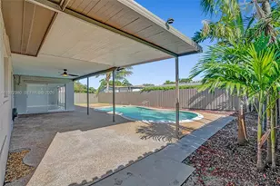 8521 Pasadena Blvd, Pembroke Pines, FL 33024 - Photo 37