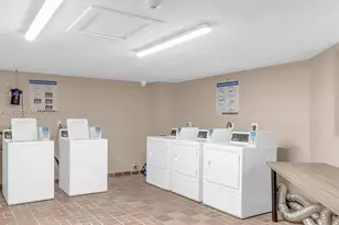 8760 SW 133rd Avenue Rd, Miami, FL 33183 - Photo 23