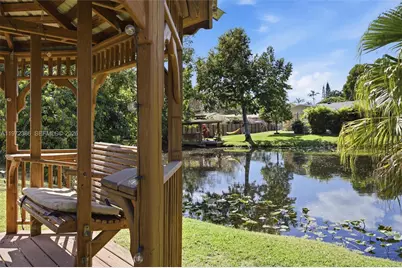 431 S Old Hiatus Rd, Plantation, FL 33325 - Photo 11