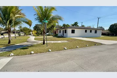 800 Jann Ave, Opa-Locka, FL 33054 - Photo 3