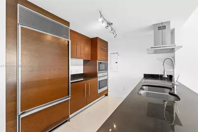 495 Brickell Ave #4705, Miami, FL 33131 - Photo 17
