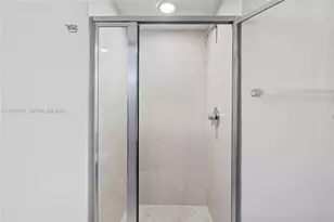 495 Brickell Ave, Miami, FL 33131 - Photo 45