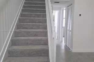 2741 SE 24th Ct, Homestead, FL 33035 - Photo 5