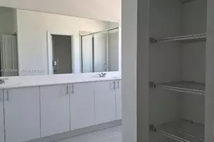 2741 SE 24th Ct, Homestead, FL 33035 - Photo 13