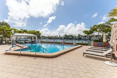 5660 Collins Ave #11B, Miami Beach, FL 33140 - Photo 45