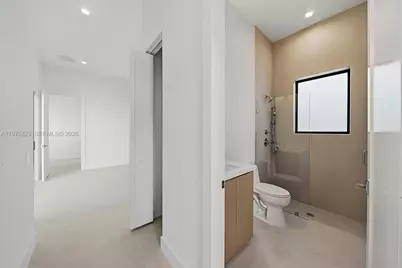 5718 Ashwood Cir W #5718, Hollywood, FL 33312 - Photo 23