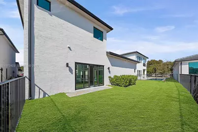 5718 Ashwood Cir W #5718, Hollywood, FL 33312 - Photo 65