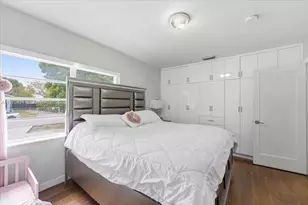 511 E 27th St, Hialeah, FL 33013 - Photo 11