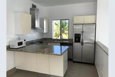 1600 Euclid Ave #206, Miami Beach, FL 33139 - Photo 3
