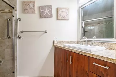 446 Briarwood Cir #1-29, Hollywood, FL 33024 - Photo 27