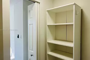 770 Claughton Island Dr, Miami, FL 33131 - Photo 23