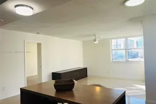 770 Claughton Island Dr, Miami, FL 33131 - Photo 19