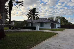 11300 NW 5th St, Plantation, FL 33325 - Photo 15