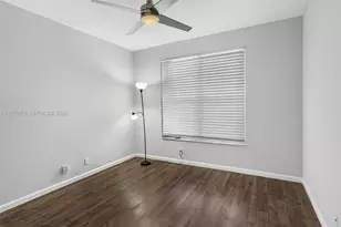 1140 W Bel Aire Dr W, Pembroke Pines, FL 33027 - Photo 21