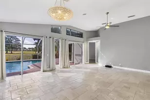 1140 W Bel Aire Dr W, Pembroke Pines, FL 33027 - Photo 13