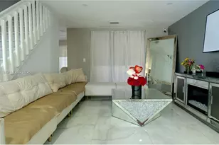 18499 NW 52nd Path, Miami Gardens, FL 33055 - Photo 9