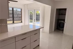 2813 Bahama Dr, Miramar, FL 33023 - Photo 7