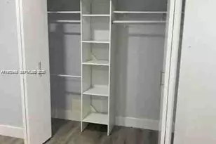 1555 W 44th Pl, Hialeah, FL 33012 - Photo 7