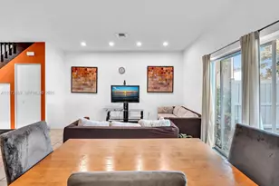 23 SE 3rd Ave, Hallandale Beach, FL 33009 - Photo 7