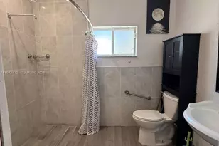 718 SE 12th Ter, Homestead, FL 33033 - Photo 21