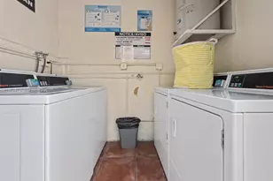 9417 SW 76th St, Miami, FL 33173 - Photo 7