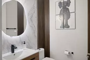 829 NE 191st St, Miami, FL 33179 - Photo 5