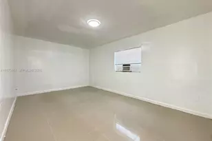 911 NW 57th St, Miami, FL 33127 - Photo 11