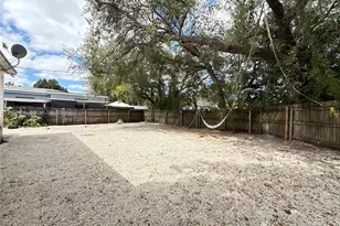 911 NW 57th St, Miami, FL 33127 - Photo 23