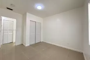 911 NW 57th St, Miami, FL 33127 - Photo 15