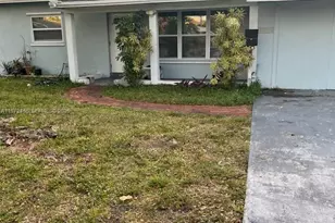 840 NE 32nd Ct, Pompano Beach, FL 33064 - Photo 1