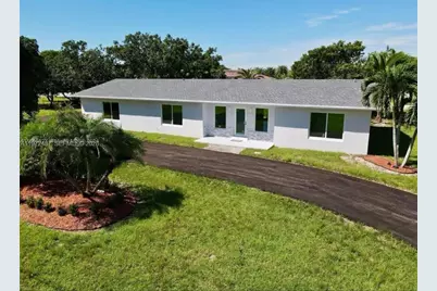 27501 SW 162nd Ct, Homestead, FL 33031 - Photo 1